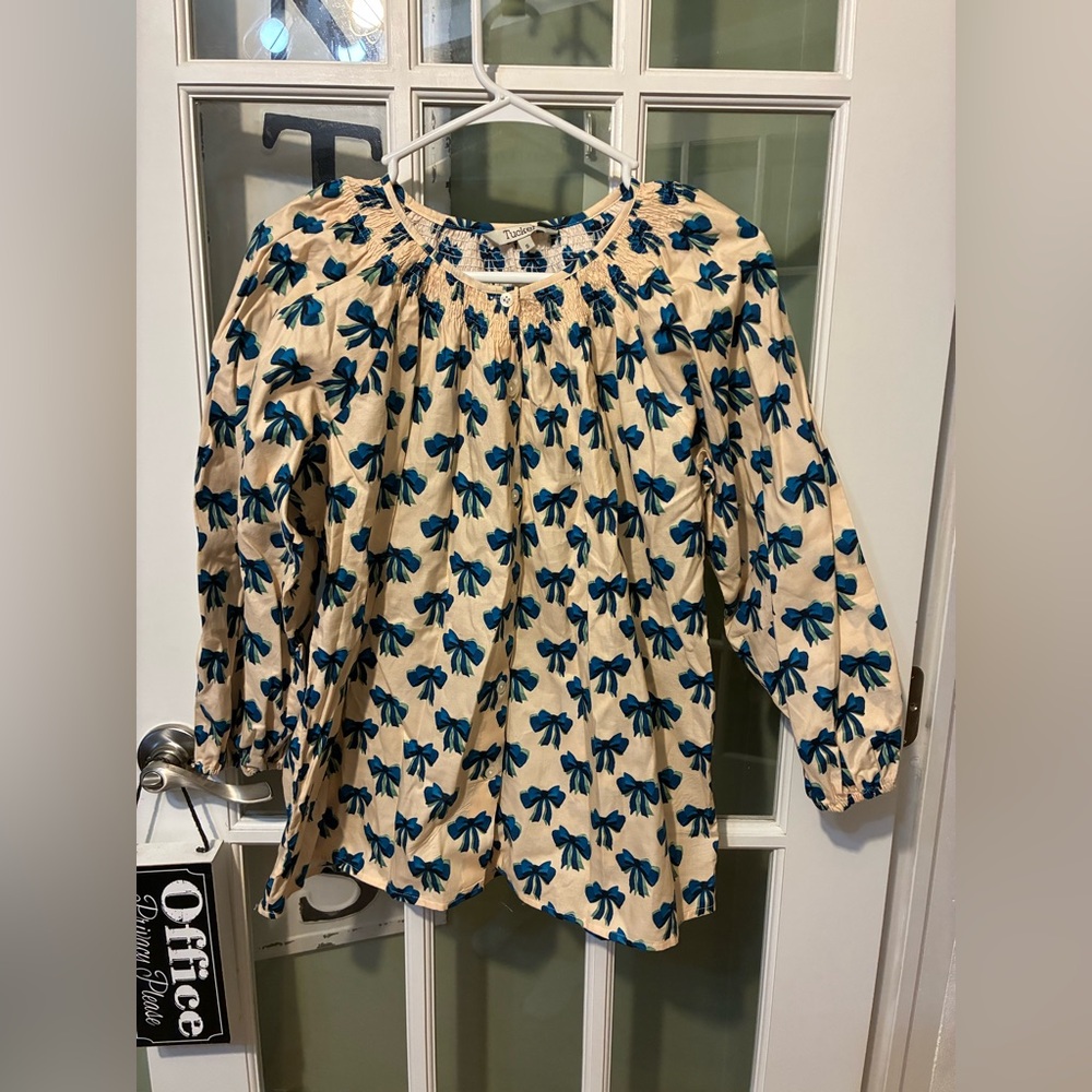 Tucker NYC Blue Bow Print 100% Cotton Peasant Blouse Top Size S